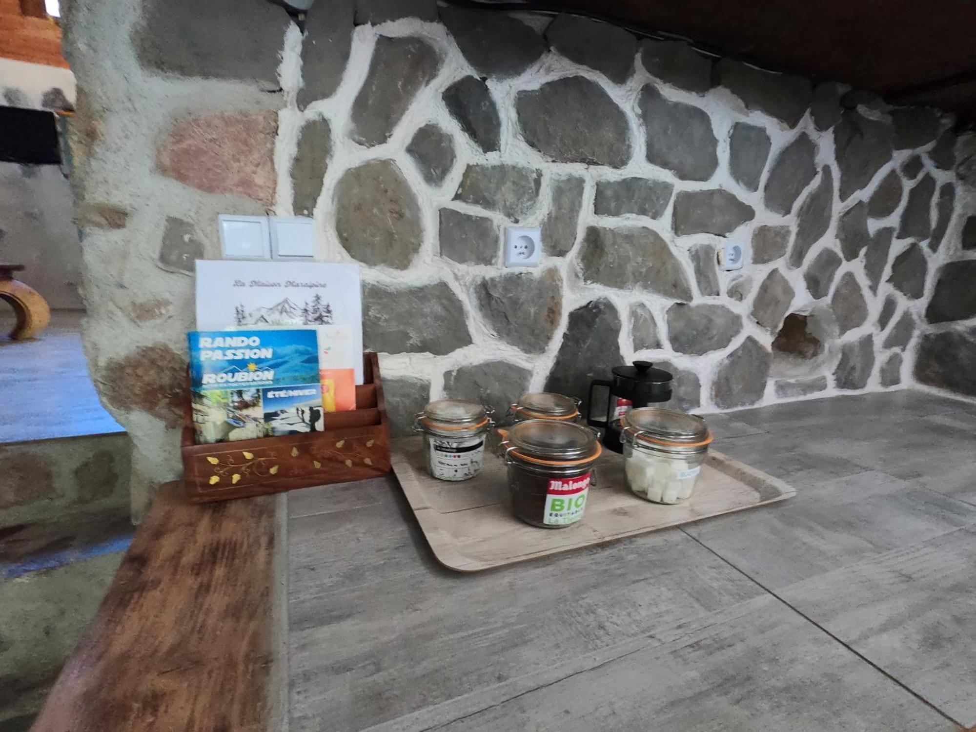 Maison Maralpine Roubion Zimmer foto